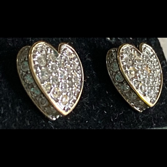 SWAROVSKI Signed Gold Tone Pavel Crystal Heart Earrings - Picture 4 of 15